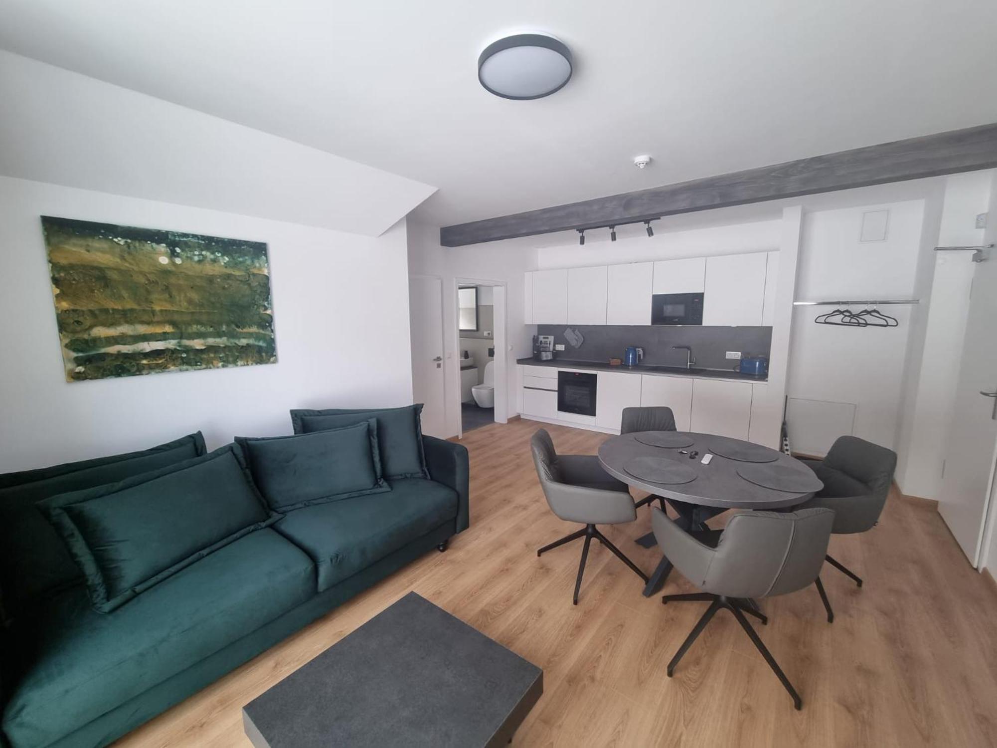 Rezydencja Borowice Apartment *