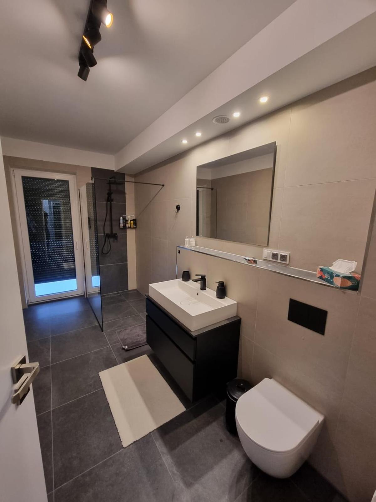 Rezydencja Borowice Apartment *
